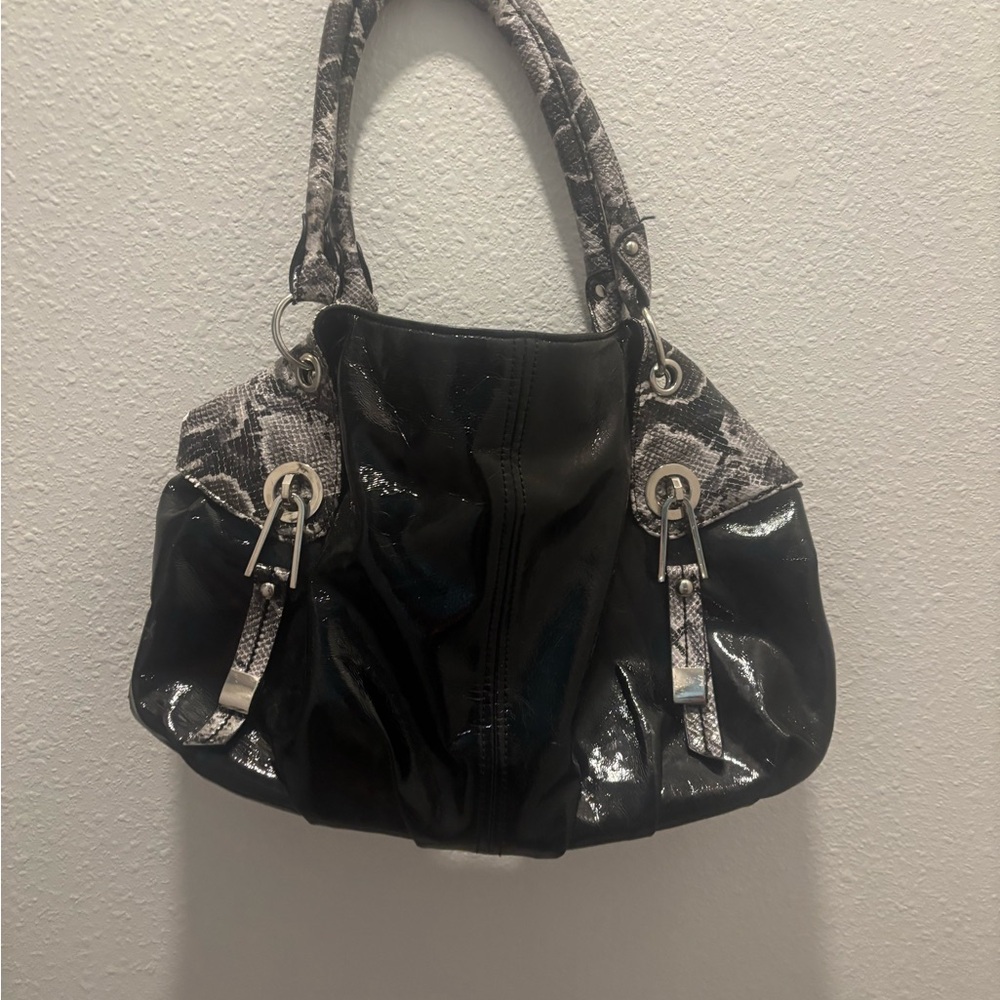 Chic Black and Gray Shoulder Bag
